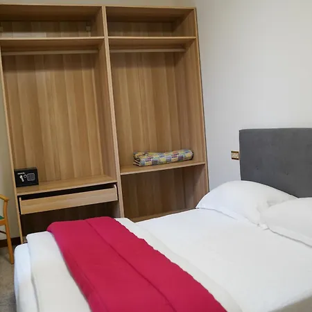 La Terrazza בית הארחה סן זנו די מונטניה